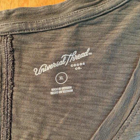 Size XL Universal Thread short sleeve, army green midi T-shirt dress - Picture 9 of 10